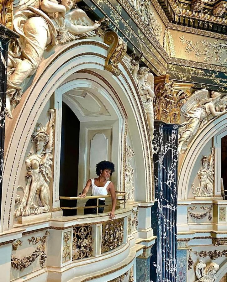 Regal Retreat Intimate Elegance Near Schoenbrunn Palace Вена Экстерьер фото