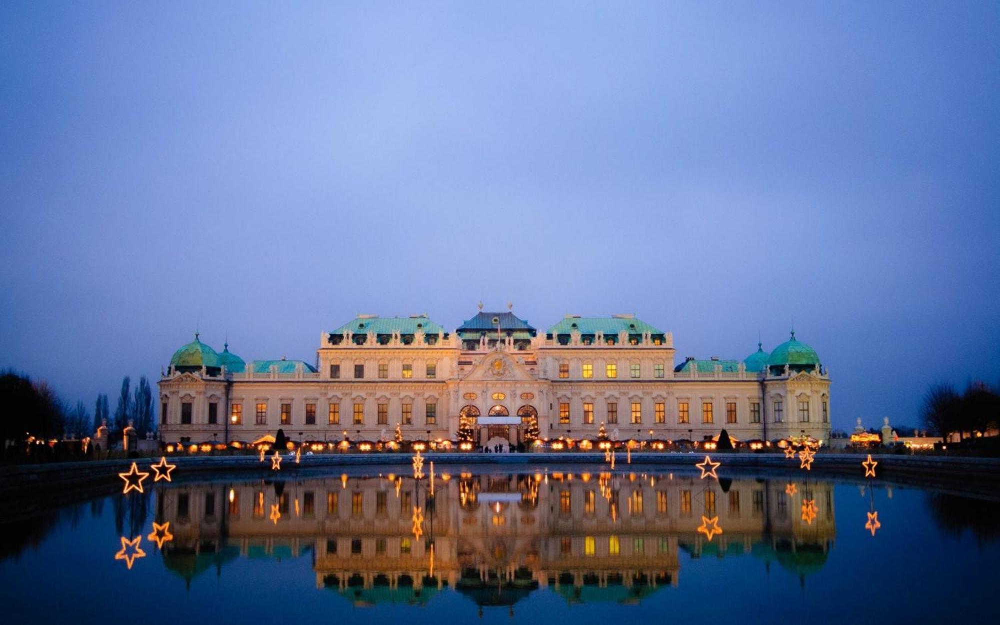 Regal Retreat Intimate Elegance Near Schoenbrunn Palace Вена Экстерьер фото